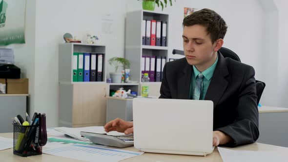 Business In Office  (69) alt