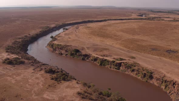 Aerial shot of Mara river alt