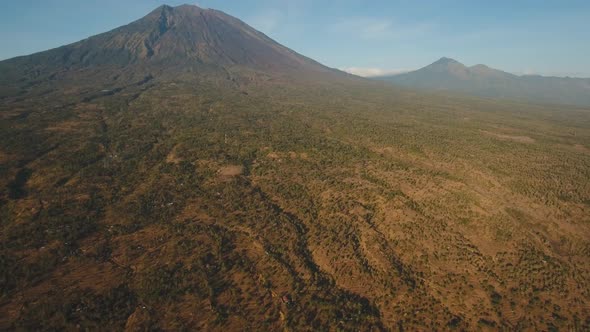Active Volcano Gunung Agung in Bali Indonesia alt