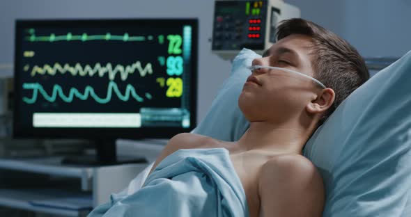 Sleeping Patient and Heart Monitor alt