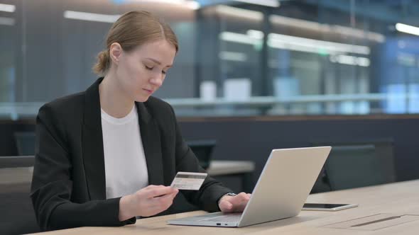 Successful Online Shopping on Laptop By Businesswoman alt