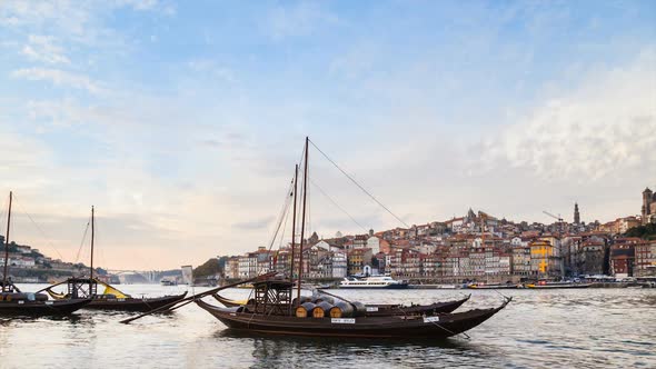 Boats on Douro river alt