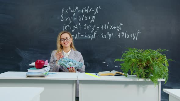 Girl Rejoices at Winning at Online Casino Lottery alt
