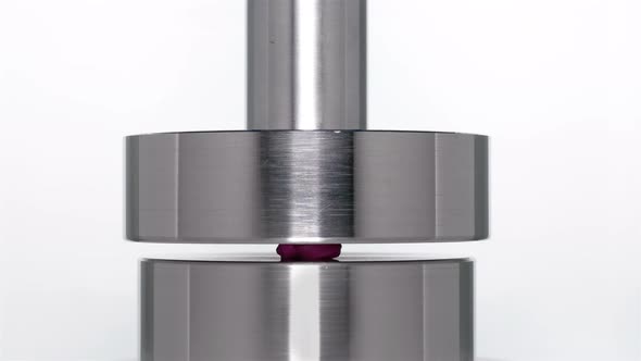 The Appearance of the Letter P When Lifting a Rod From a Hydraulic Press alt