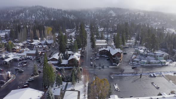 Snow Covered Winter Tourist Hotspot for Christmas Holidays, Big Bear, California, USA alt