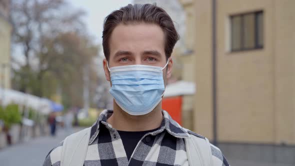 Man wearing face mask.