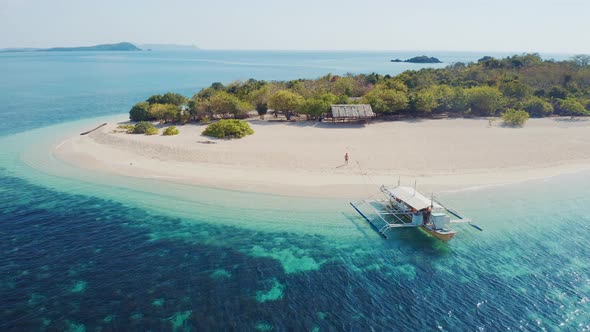 Tour on the islands of philippines alt