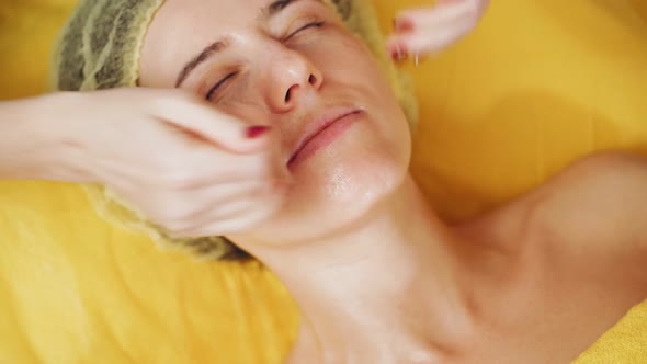 Cosmetology Facial Massage alt