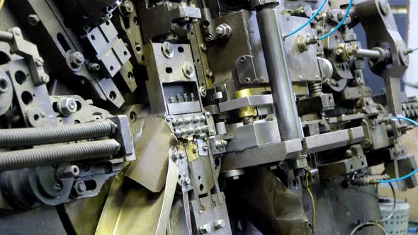 Industrial Metalworking Manufacture Stamping Partsclipsclampswire Forms with High Speedhigh alt