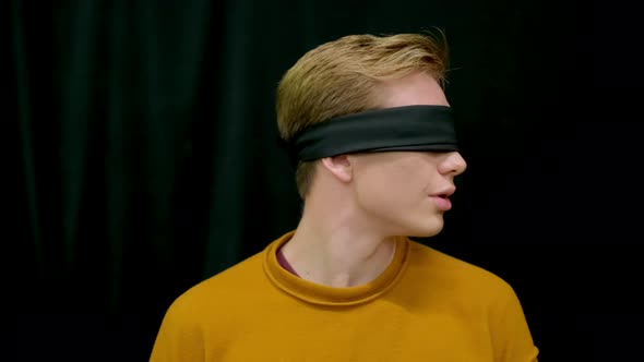 Guy Psyhic Occultist Sects Blindfold Hypnotic Trance alt