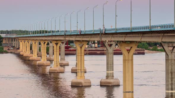 Traffic on the bridge