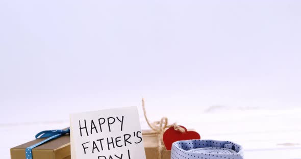 Gifts with happy fathers day message 4k alt