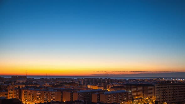 Dawn in the city  alt