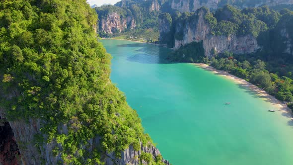 Railay Beach Krabi Thailand Tropical Beach of Railay Krabi Panoramic View of Idyllic Railay Beach in alt