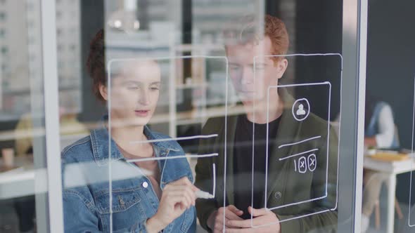 UI Designers Brainstorming Ideas alt