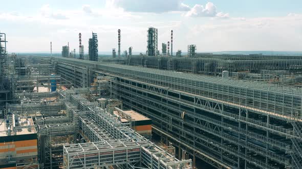 Industrial Constructions of the Petroleumprocessing Factory alt