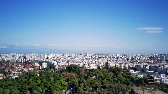 Aerial drone photograph of Antalya bay in Antalya city. alt