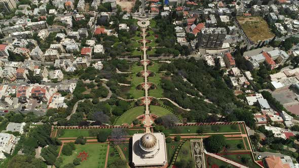 Aerial of the Gardens with the Shrine of the Bab alt