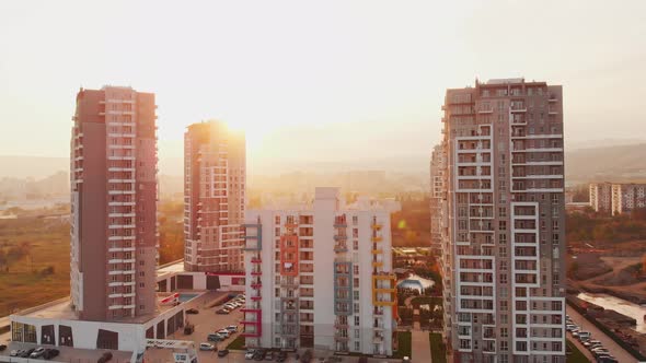 Green Diamond Luxury Apartments Complex alt