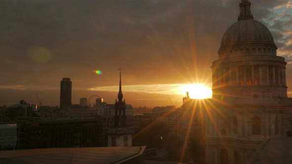 Dramatic Sunset by St Paul's Cathedral in London, UK - Wide Shot Small Aperture alt