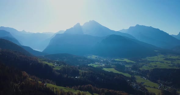 Natural Landscapes And Mountains Around Berchtesgaden alt