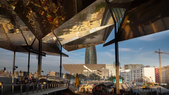 Barcelona Encants Market Timelpase Looping alt