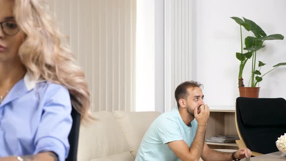 Very Loud and Noisy Boyfriend is Disrupting a Freelancer Woman alt