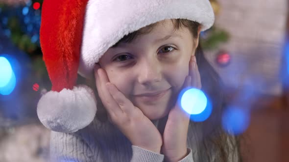 Alone Child Feel Magic on Eve alt