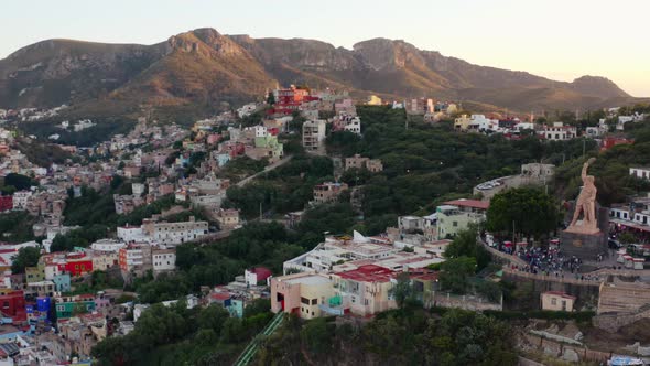 AERIAL: Guanajuato City and The Pipila, Mexico (Flying Around) alt