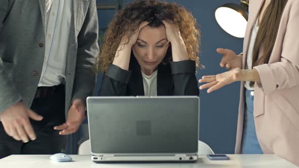 Bosses are Very Unhappy with the Employee Who Made a Serious Mistake in Her Work