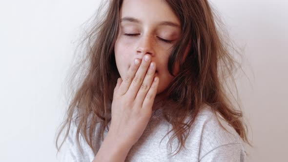 Sleepy Child Early Morning Awakening Girl Yawning Stock Footage