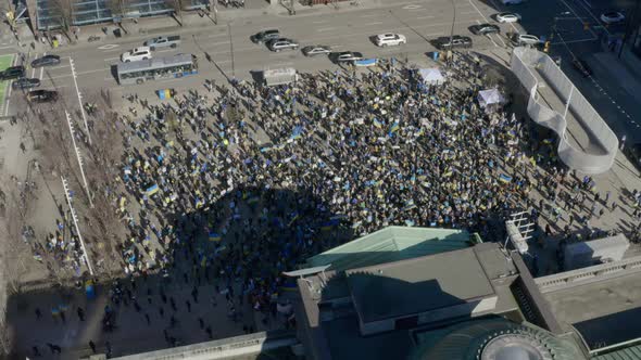 Massive Group Of Supporters Outside Vancouver Art Gallery During Pro-Ukrainian Demonstration In Cana alt