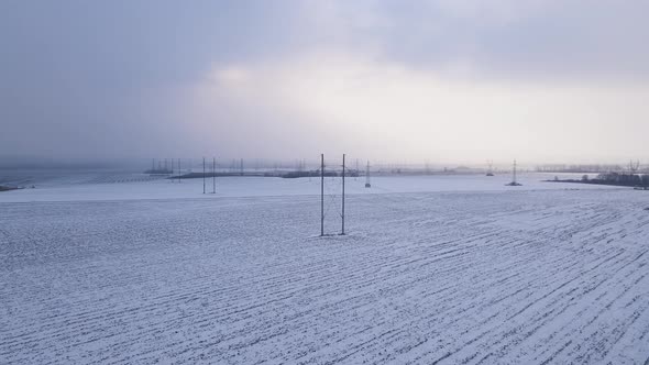 Power transmission poles and high-voltage lines of high-voltage masts alt