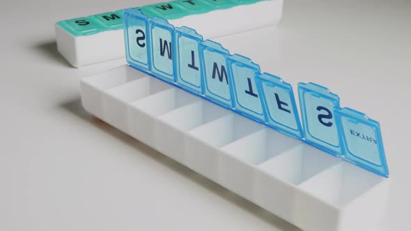 Adding Vitamins to a pill organizer alt