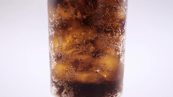 Cola alt