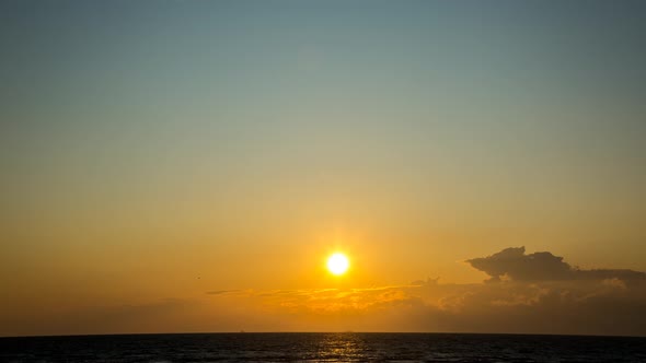 Timelapse Of Sunrise At Sea, 4k