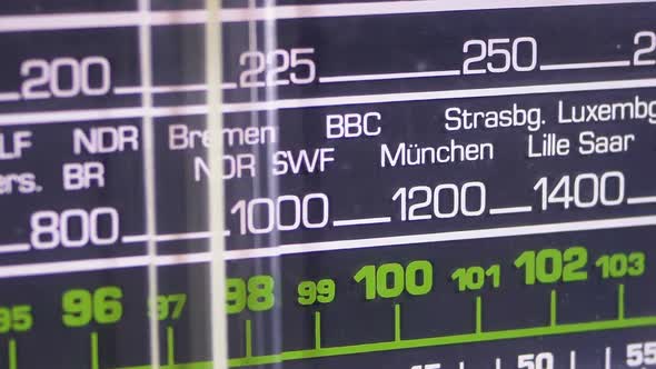 Tuning Analog Radio Dial Frequency on Scale of the Vintage Receiver alt