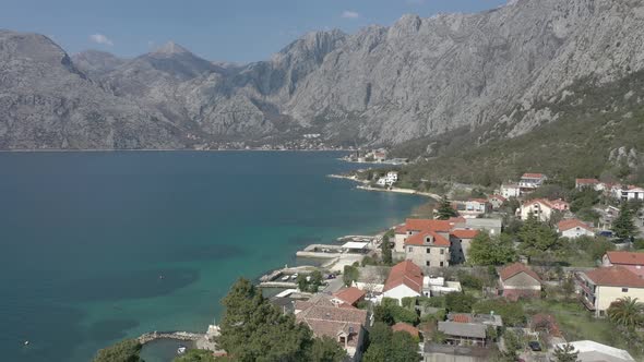 Landing over Adriatic coastline