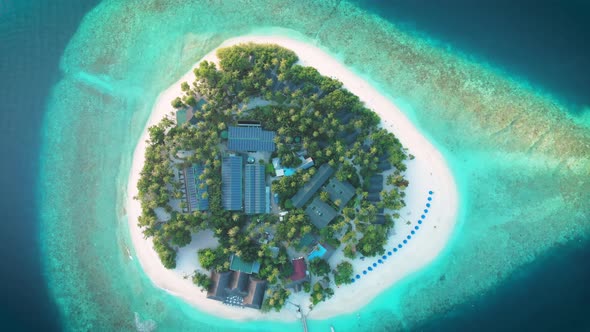 Camera rotation over the island alt