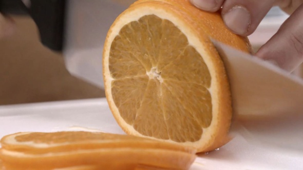 Slicing Orange