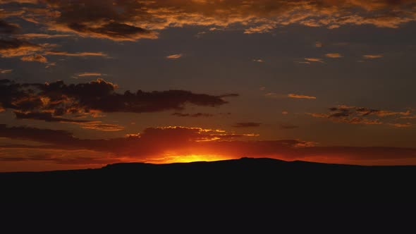 Glorious Desert Sunrise Time Lapse Zoom in alt