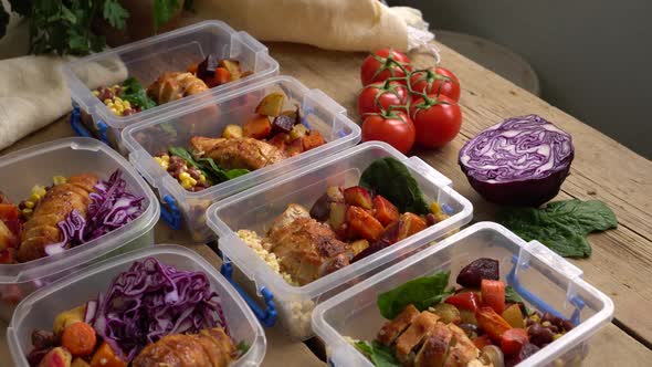 Healthy Homemade Meal Prep. Reusable Takeaway Containers and Lunch Box. Packing a Zero Waste Lunch alt