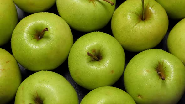 Green Apples Rotating Closeup alt