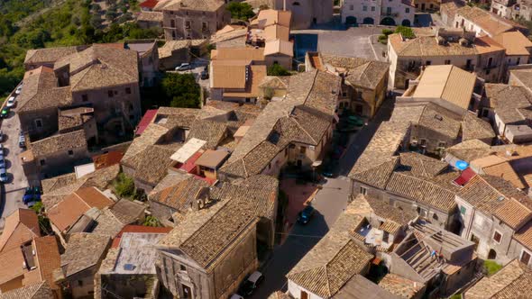 Gerace Village alt