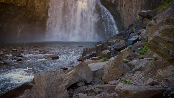 Rainbow Falls in the Ansel Adams Wilderness in California USA alt