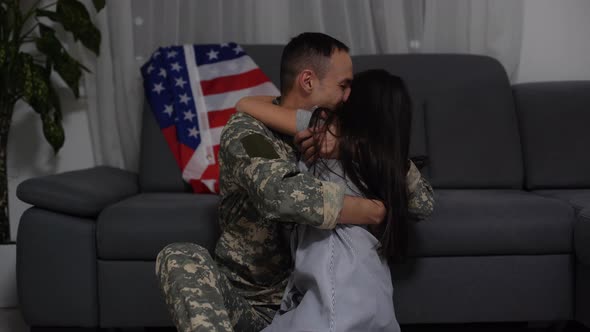 Veteran Soldier Comes Back to His Family From the Military
