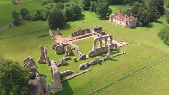 Ruins of Bayham Abbey, East Sussex, England, UK alt