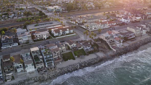 Million-Dollar Beachfront Homes in Oceanside, California alt