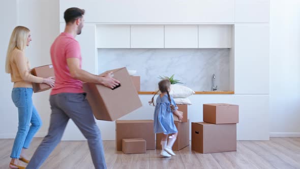 Amazed family parents and little funny daughter alt