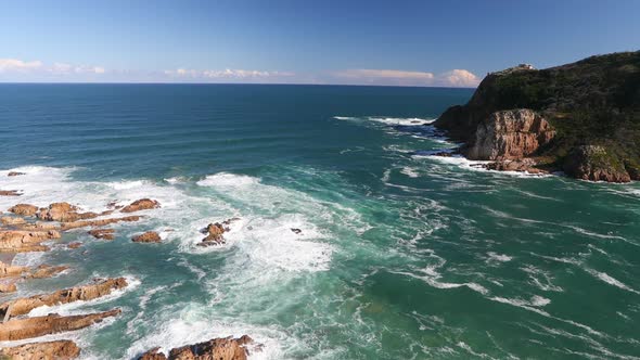 A beautiful summers day overlooking the Knysna Heads from a viewpoint of the Indian Ocean, Coney gle alt